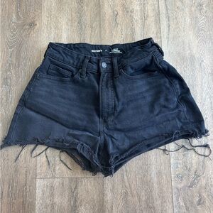 Old Navy OG Curvy High Rise Cut Off Jean Shorts. Black.  Women’s size 4.